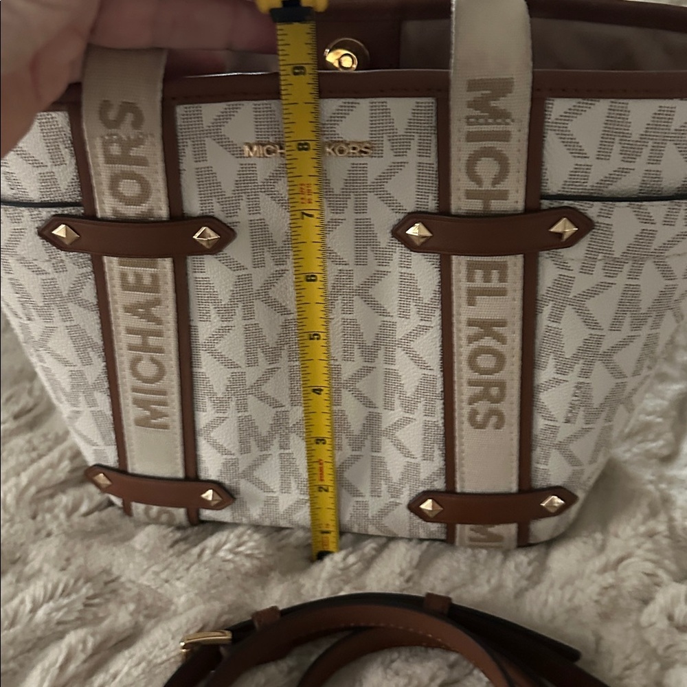 MICHAEL KORS Cream & Brown Logo Canvas Tote with Removable Strap - Picture 5 of 6